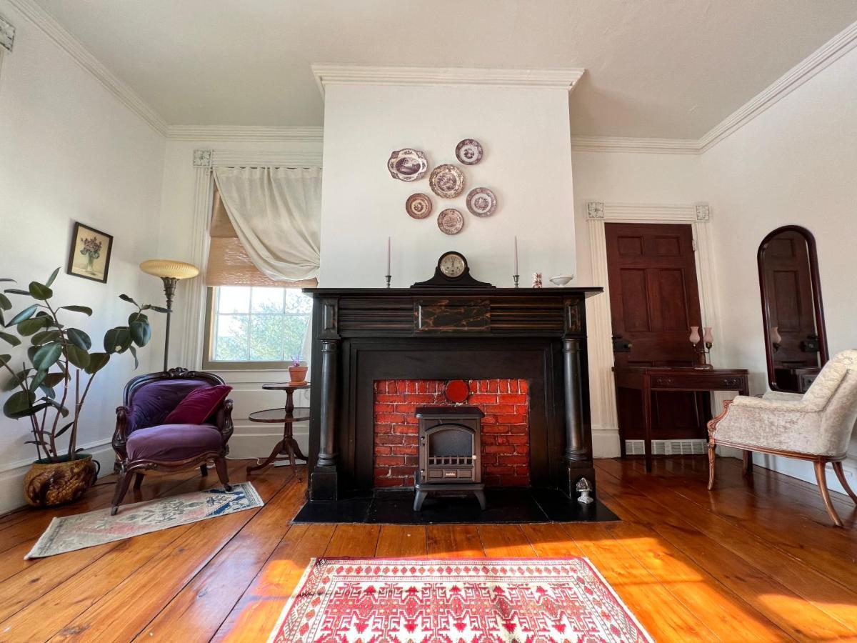 The Borland House Inn Montgomery Extérieur photo