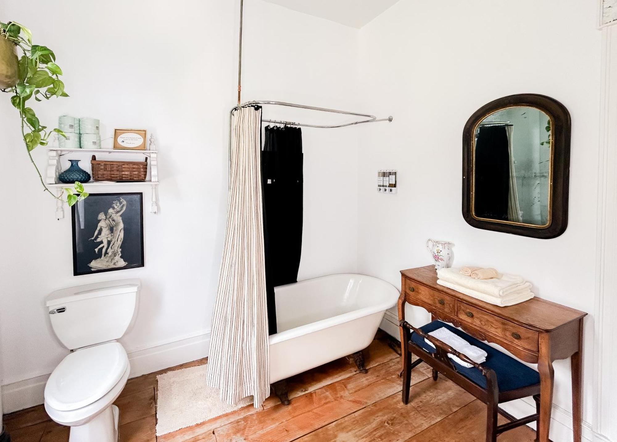 The Borland House Inn Montgomery Extérieur photo